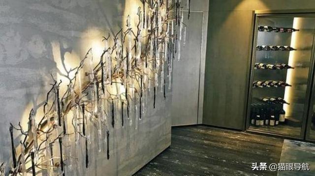 57歲關之琳曝豪宅「落地窗直眺海港」裝潢簡約不失風采　衣帽間平凡「服飾卻別出心裁」鞋櫃滿滿珍藏