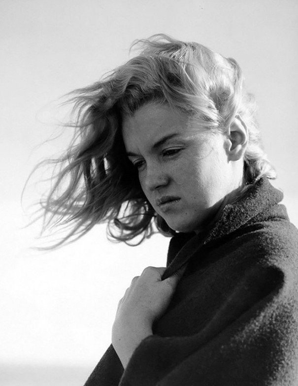 真正的女神！瑪麗蓮夢露「招牌紅唇妝容」迷倒世人　素顏罕曝光「鄰家女孩模樣」瘋傳：滿滿清純感❤