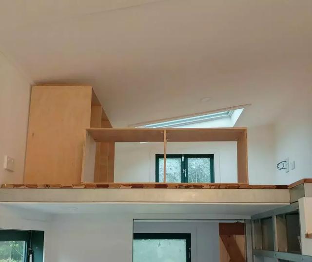 最完美的家！夫妻「蓋房裝輪子」夢幻住宅隨遇而安　友善環境零污染「享受極簡生活」盡情徜徉大自然