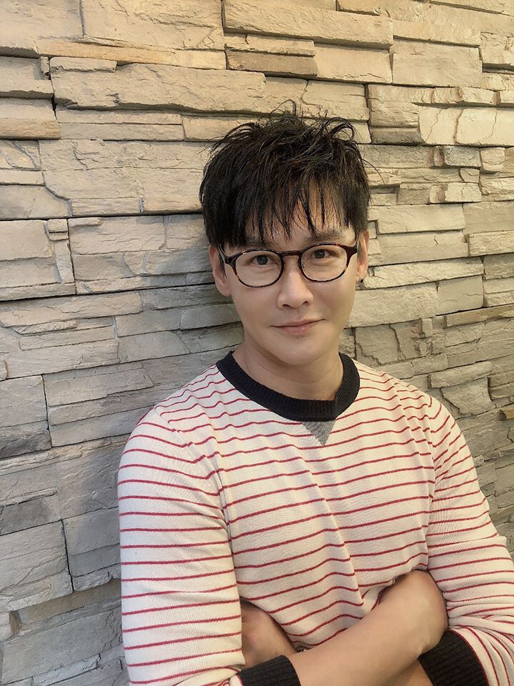見面5次就訂終身!沈世朋自曝「婚前對不起老婆」害她受委屈 李新「邊寫喜帖邊哭」:不想嫁了啦