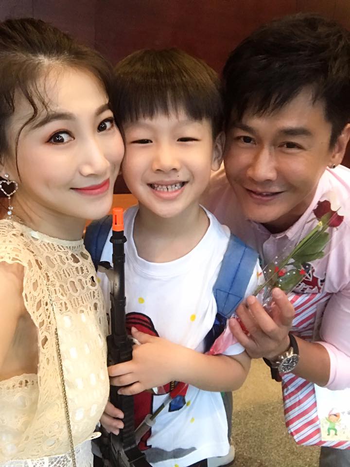 見面5次就訂終身!沈世朋自曝「婚前對不起老婆」害她受委屈 李新「邊寫喜帖邊哭」:不想嫁了啦
