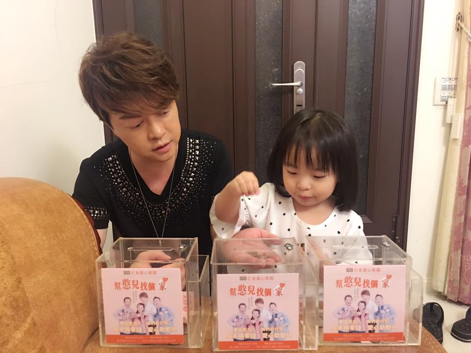 樂當溺愛阿伯!翁立友大手筆「寵5歲侄女」只要開口都滿足 曝20歲「差點成家」心有遺憾:想多認識