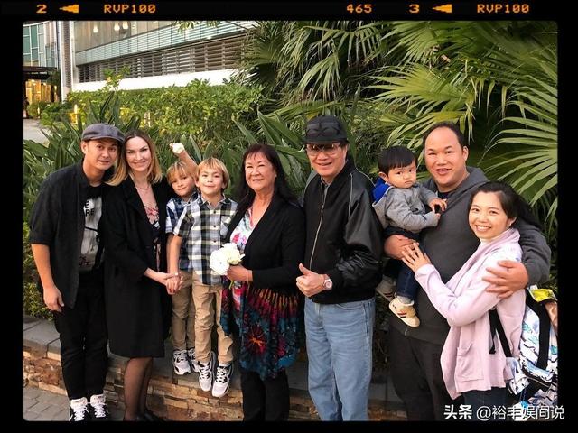 童話般的婚姻！歌神18歲定情「相隔萬里天天傳情書」　與妻結婚50年「養育2兒親力親為」情比金堅