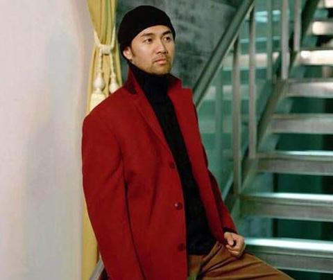 「情歌王子」童安格風光10年「急隱退加拿大定居」嘆：失算了　如今「與二婚妻平淡度日」卸下光環清閒度餘生