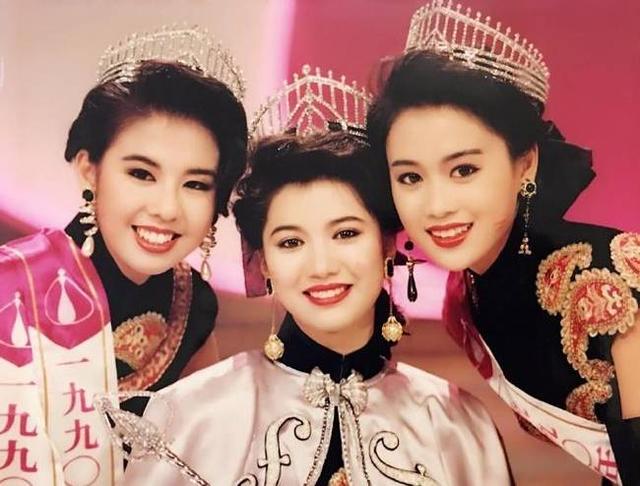 袁詠儀「與梁小冰28年前合照」曝光!一個溫婉甜美,一個高挑氣質「美得難分上下」各有千秋