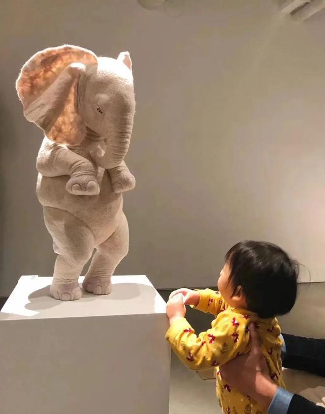 不上班不讀書！少女畢業「宅11年做手工藝」前3年零收入　老公最早發現天賦「督促她必須前進」今揚名海外