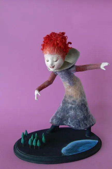 不上班不讀書！少女畢業「宅11年做手工藝」前3年零收入　老公最早發現天賦「督促她必須前進」今揚名海外