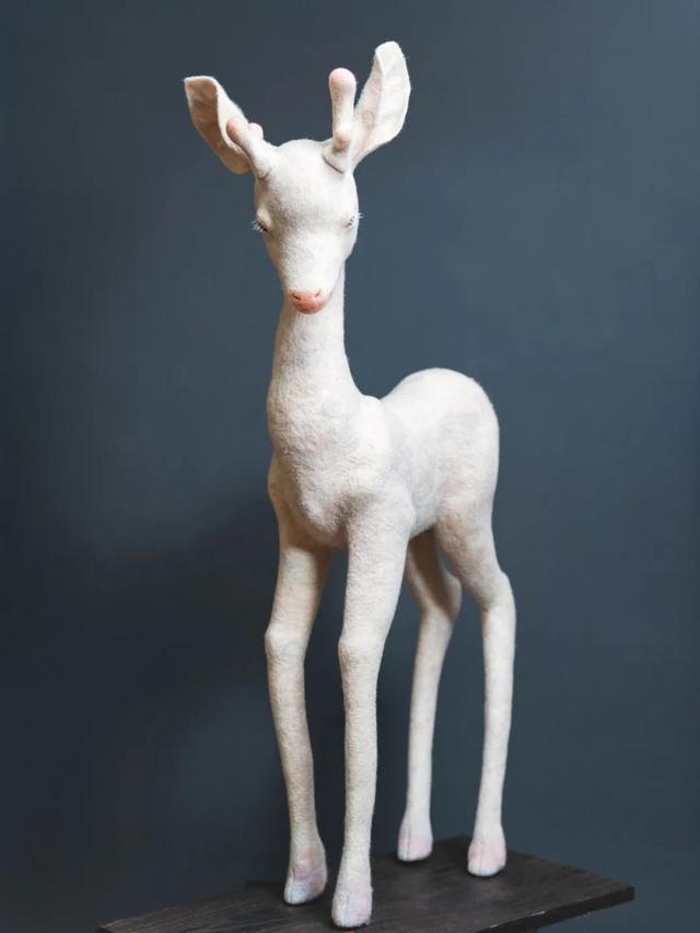 不上班不讀書！少女畢業「宅11年做手工藝」前3年零收入　老公最早發現天賦「督促她必須前進」今揚名海外