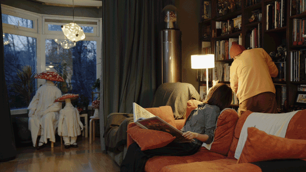 不上班不讀書！少女畢業「宅11年做手工藝」前3年零收入　老公最早發現天賦「督促她必須前進」今揚名海外