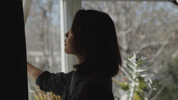 不上班不讀書！少女畢業「宅11年做手工藝」前3年零收入　老公最早發現天賦「督促她必須前進」今揚名海外