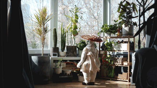 不上班不讀書！少女畢業「宅11年做手工藝」前3年零收入　老公最早發現天賦「督促她必須前進」今揚名海外