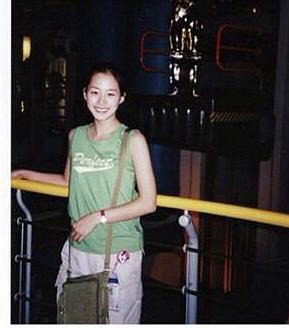 天生麗質！國民女神美貌純天然「從少女美到現在」　網上流出「清純甜美大學照」網驚：完全沒整型