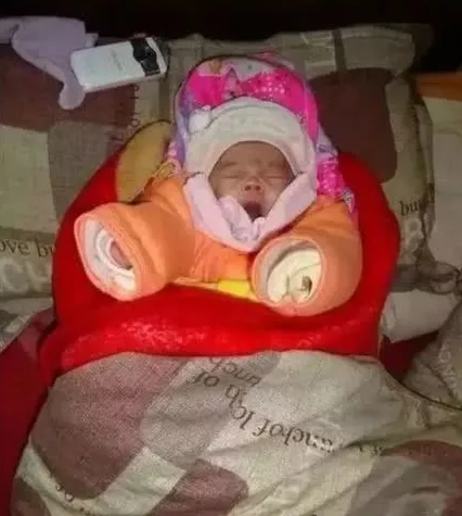 人間「活菩薩」!61歲老尼姑收養30個「嬰兒」 負擔超重不言苦,大師:孩子與我有緣