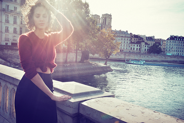 傳奇女神的基因就是強!奧黛麗赫本孫女「登上時尚雜誌封面」 空靈五官「完美複製祖母顏值」美到屏息