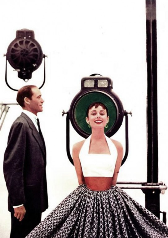 傳奇女神的基因就是強!奧黛麗赫本孫女「登上時尚雜誌封面」 空靈五官「完美複製祖母顏值」美到屏息