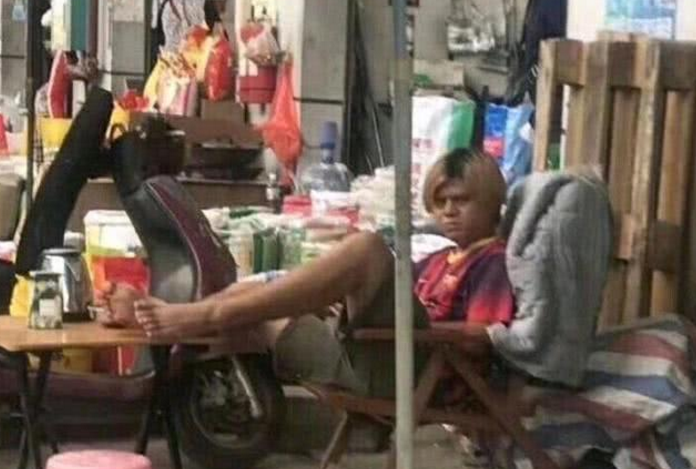 民間遍地是「明星」: 鳳梨大哥洪金寶 肥料大佬周潤發,地攤小販羅志祥,街頭乞丐彭於晏最狼狽