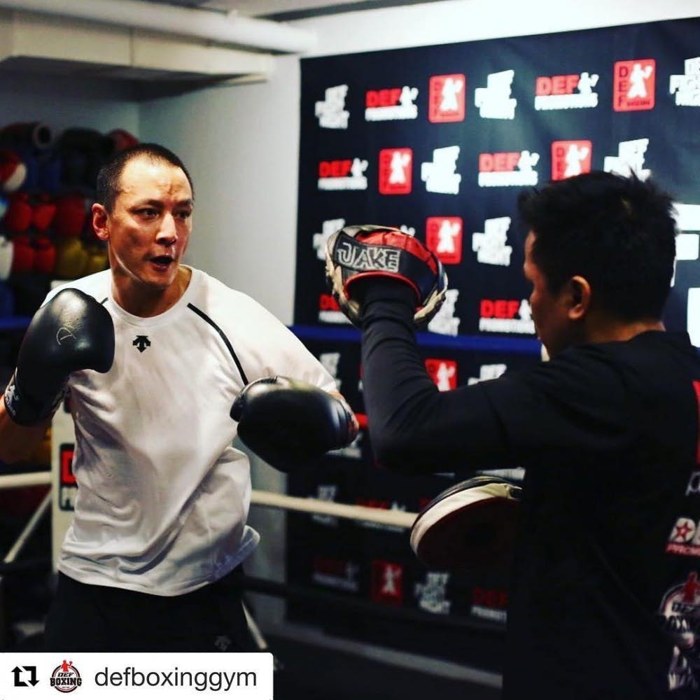 帥哥也怕沒頭髮!男神吳彥祖「45歲最新近照」曝光 一看「光禿額頭+超高髮際線」他嘆:想把頭髮找回來