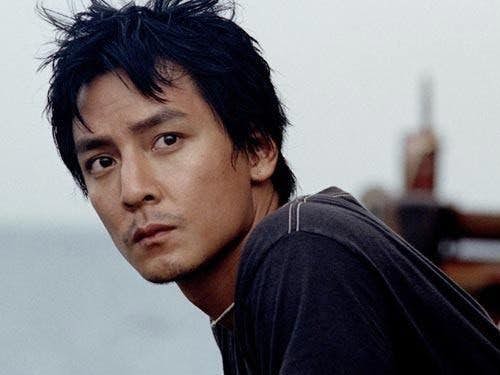 帥哥也怕沒頭髮!男神吳彥祖「45歲最新近照」曝光 一看「光禿額頭+超高髮際線」他嘆:想把頭髮找回來