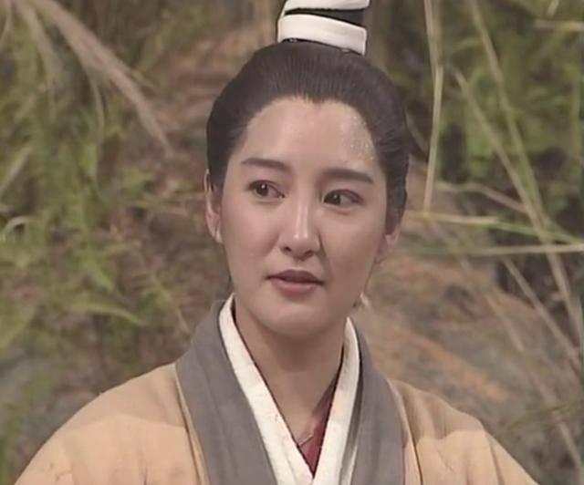 好久不見李莫愁！米雪曬姊妹登山照「曝嚴慧明近況」享天倫樂　經歷苦戀「不悔當單親媽」55歲單身自在