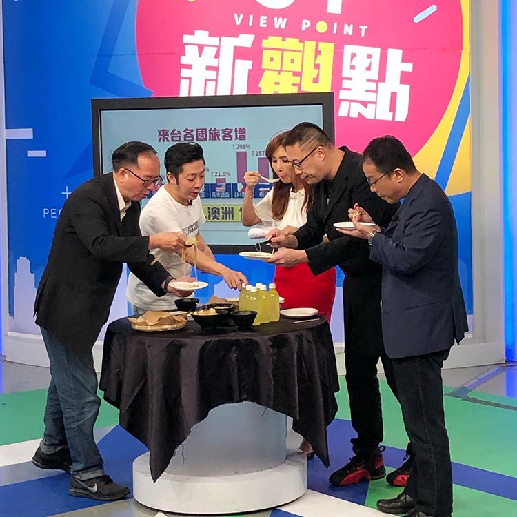 才剛賠200萬！艾成「業績暴跌5成」親自外送海南雞飯　咬牙苦撐「親訪公司發傳單」不捨員工沒頭路