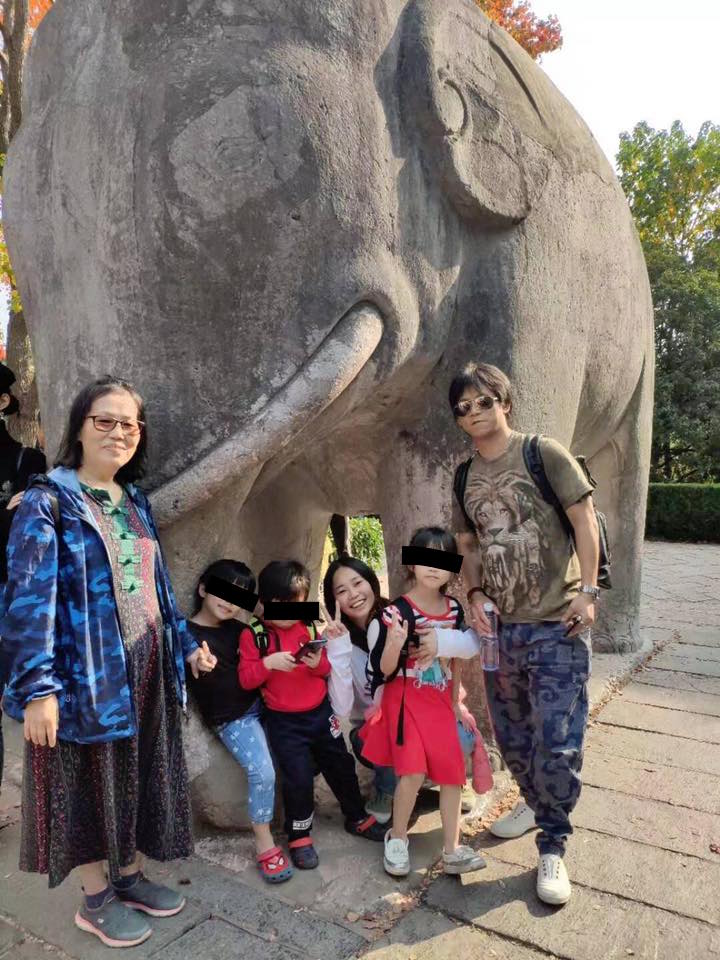 浪子回頭！顏正國育3寶「堅持不進校園」請媽媽代勞　超開明教育「不犯錯就好」父愛彌補遺憾