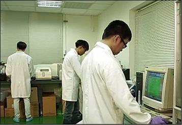 月薪3萬3！新竹作業員「一年存35萬」從不跟家裡拿錢　曬出自己「每個月開銷」網哀號：太苦了吧