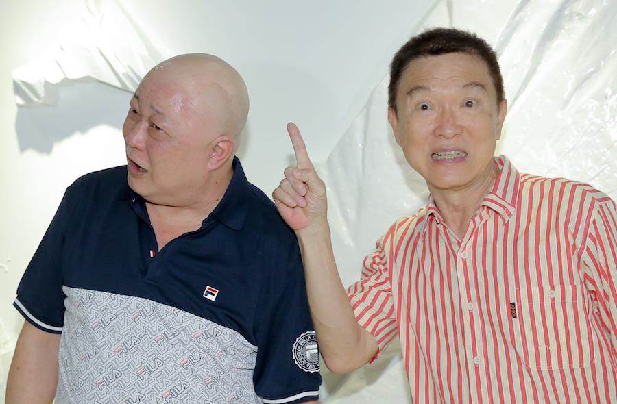 《包青天》金超群憶「當年戲酬低」謝愛妻不離棄　護士妻改當演員「曾同台飆戲」相愛逾30年