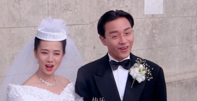 張國榮唯一求過婚的女人！2次離婚後「嫁給真愛24年」越活越美　如今「61歲同框女兒」宛如三姊妹