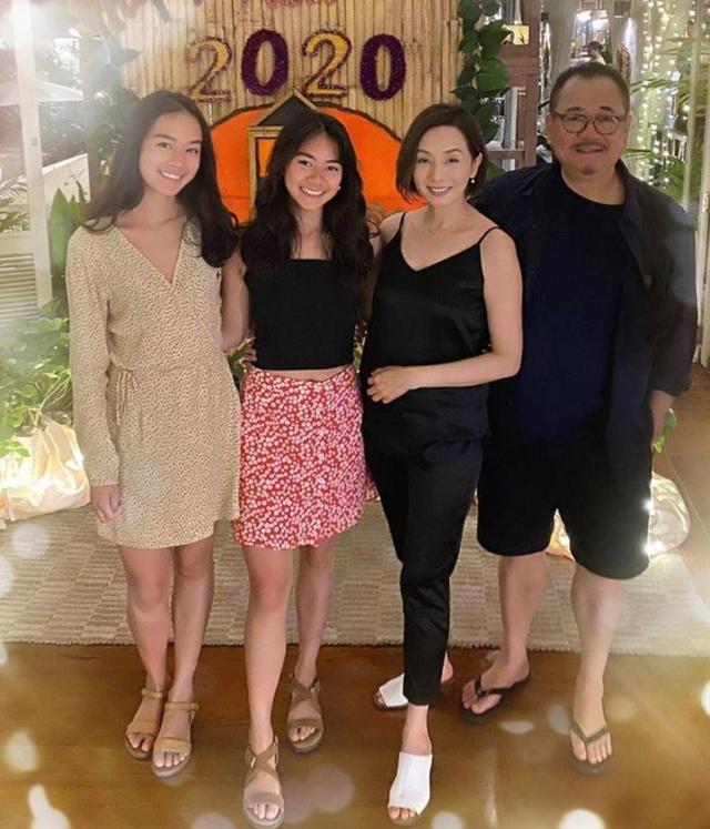 張國榮唯一求過婚的女人！2次離婚後「嫁給真愛24年」越活越美　如今「61歲同框女兒」宛如三姊妹