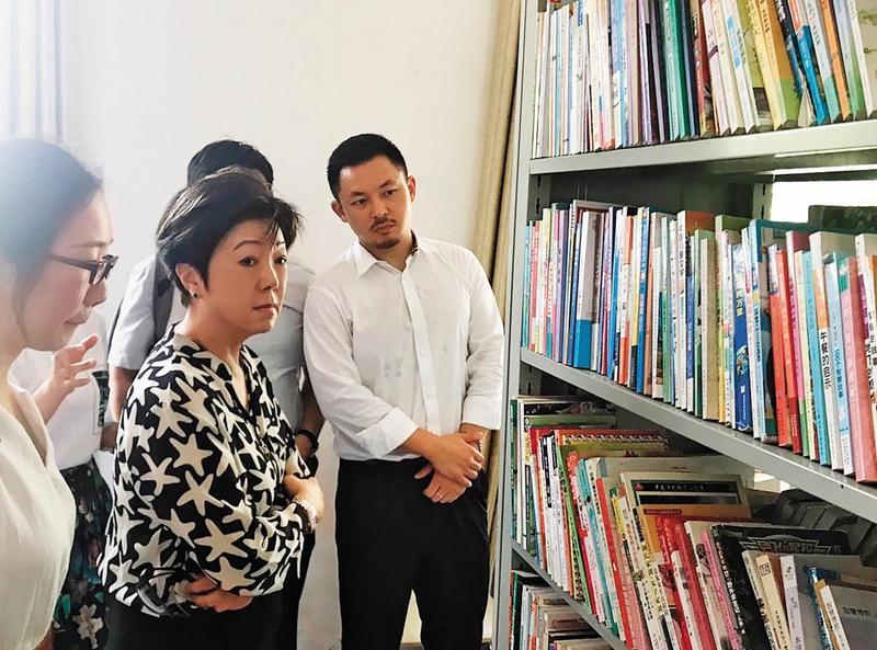 總是親赴現場！張淑芬13年前「與達賴喇嘛結緣」教會她慈悲智慧　「默默堅持10年」身教影響兩女兒