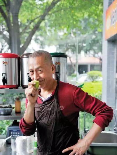 一生傳奇！「台灣流行樂壇教父」捧紅費玉清工作接不完　「心理生病了」突然隱退近況曝光