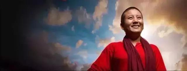 13歲選擇出家!脫離家庭陰影「看破紅塵入寺」詠唱梵音如天籟 化名利為慈善「建學校開醫院」視助人為使命