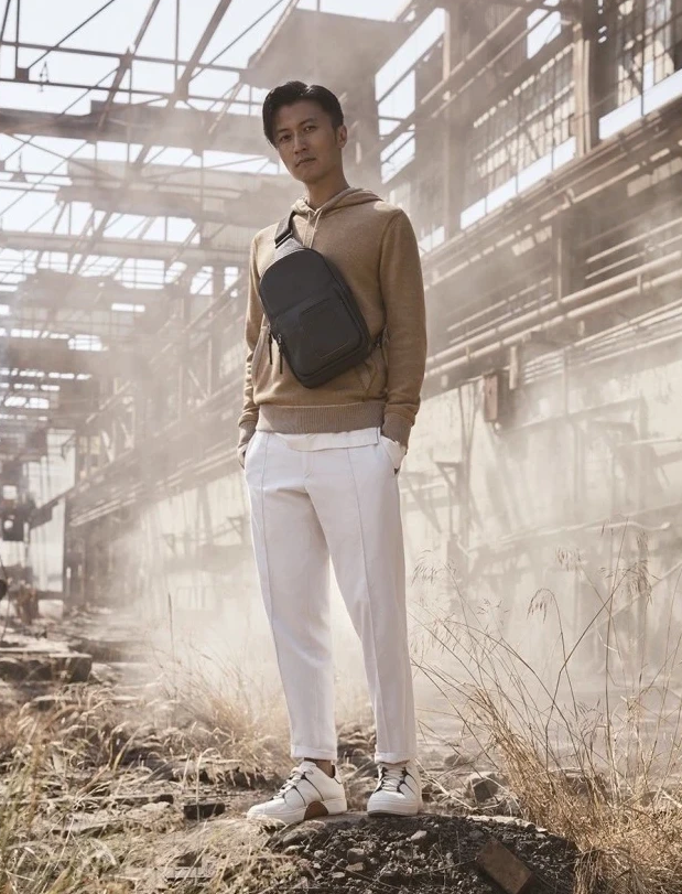 40歲謝霆鋒久違拍大片!成熟穩重仍不失少年感「身材顏值狀態」完全不輸當紅小鮮肉