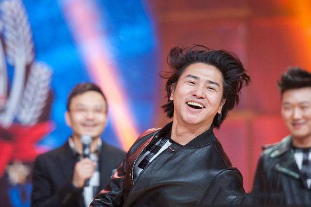 「離婚好不好？」歐漢聲回答父母讓他後悔終生　不捨「爸欠百萬下跪」：再幫我一次...