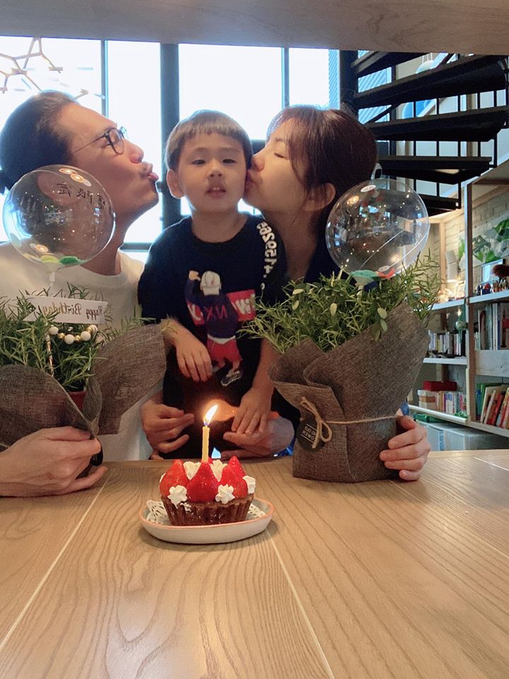 媽媽好偉大！Ella憶生兒後「打噴嚏就閃尿」失禁3年　護墊也沒用「整件褲子都濕掉」：不敢跟人說