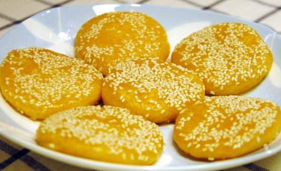 南瓜軟餅做法「不加糖不加水」香甜軟糯，孩子吃得津津有味