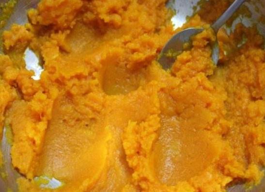 南瓜軟餅做法「不加糖不加水」香甜軟糯，孩子吃得津津有味