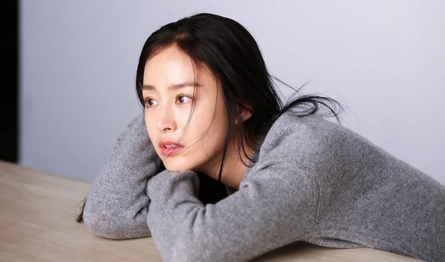 人生比戲更精采！金泰希「不甘自己只有臉蛋」用功向上　成為最美學霸「再被挖出強大身家」：真正的女神