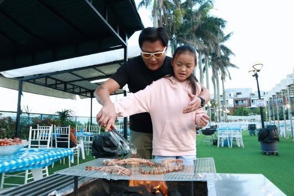 52歲魏駿傑離婚後近況,與女兒感情更深,欲出售物業一起離港