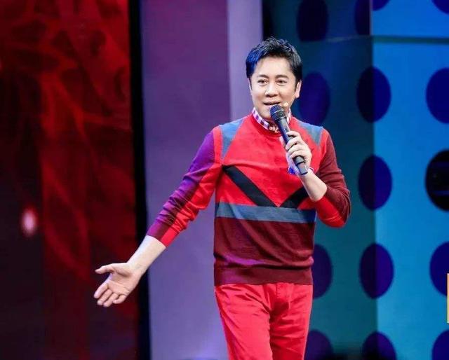 眼睛總是淚水！男星曾遭抨擊想不開「母溫情喊話」走出陰霾　媽媽晚年失智「願用10年壽命換1年清醒」