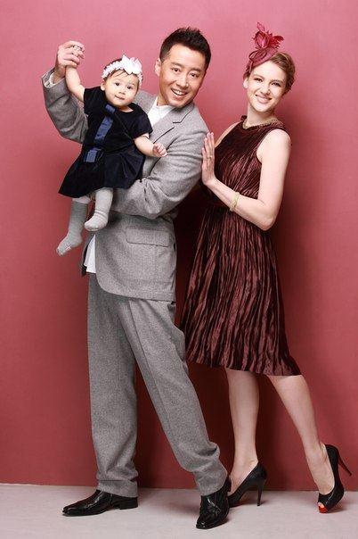 眼睛總是淚水！男星曾遭抨擊想不開「母溫情喊話」走出陰霾　媽媽晚年失智「願用10年壽命換1年清醒」