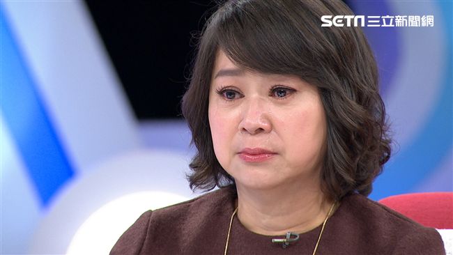 盼能和亡夫天上相聚！「先生離開7年」王月淚憶：每天都在度過情傷　「爸爸提早交卷」兒點醒她：坦然釋懷