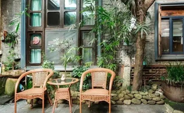 老了還是會心動！62歲與當年恩師相愛「遭子女反對」堅持結婚　六親不認「生病後獲諒解」甜過浪漫晚年