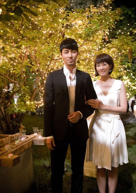 22歲為愛私奔！最帥大叔「娶大4歲女友」 兒屢犯大錯他一肩全扛　 養了28年卻承認「不是親生的」  