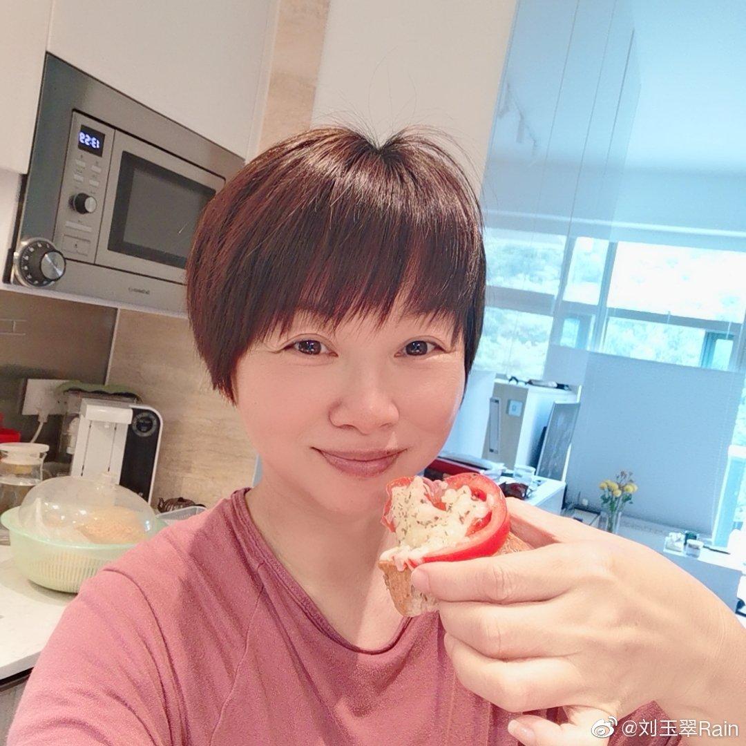 有高人指點！53歲「建寧公主」劉玉翠突然宣布改名「曾患抑鬱至今未婚」希望自己和身邊人都好