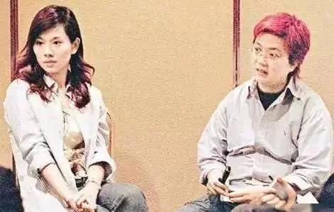 苦盡甘來！49歲「兒歌天后」陳松伶曾被騙破產患抑鬱「嫁小8歲老公結婚9年未生子」近照凍齡被寵成公主