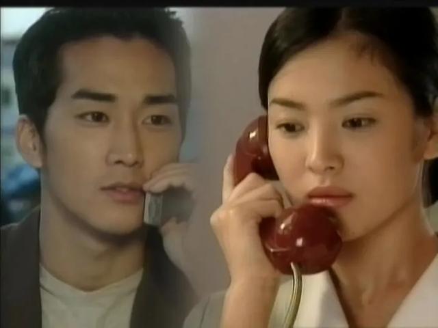 基因超優越！韓星宋承憲「曬父母年輕舊照」迎母親節  「高顔值爸爸帥氣照」卻令男神超沮喪