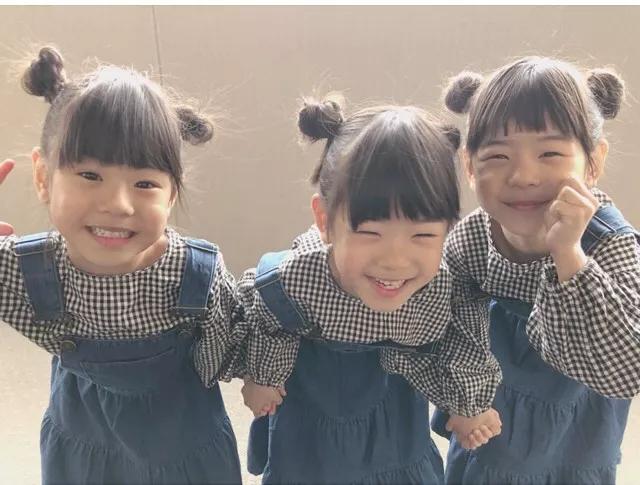 五倍幸福！辣媽生雙胞胎「幾年後又懷3胞胎」百萬分之一機率　「6人母女裝爆紅」一轉眼小女孩都長大了