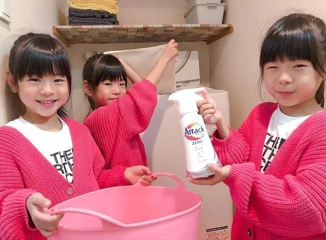 五倍幸福！辣媽生雙胞胎「幾年後又懷3胞胎」百萬分之一機率　「6人母女裝爆紅」一轉眼小女孩都長大了
