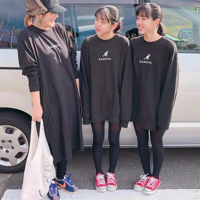五倍幸福！辣媽生雙胞胎「幾年後又懷3胞胎」百萬分之一機率　「6人母女裝爆紅」一轉眼小女孩都長大了